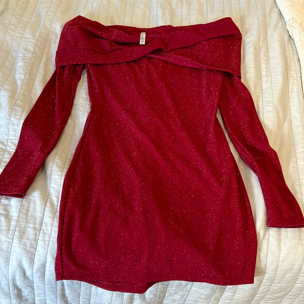 Lucy in the sky women’s red sparkly mini dress
